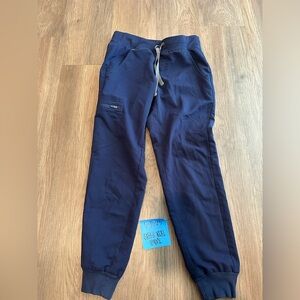 figs navy joggers